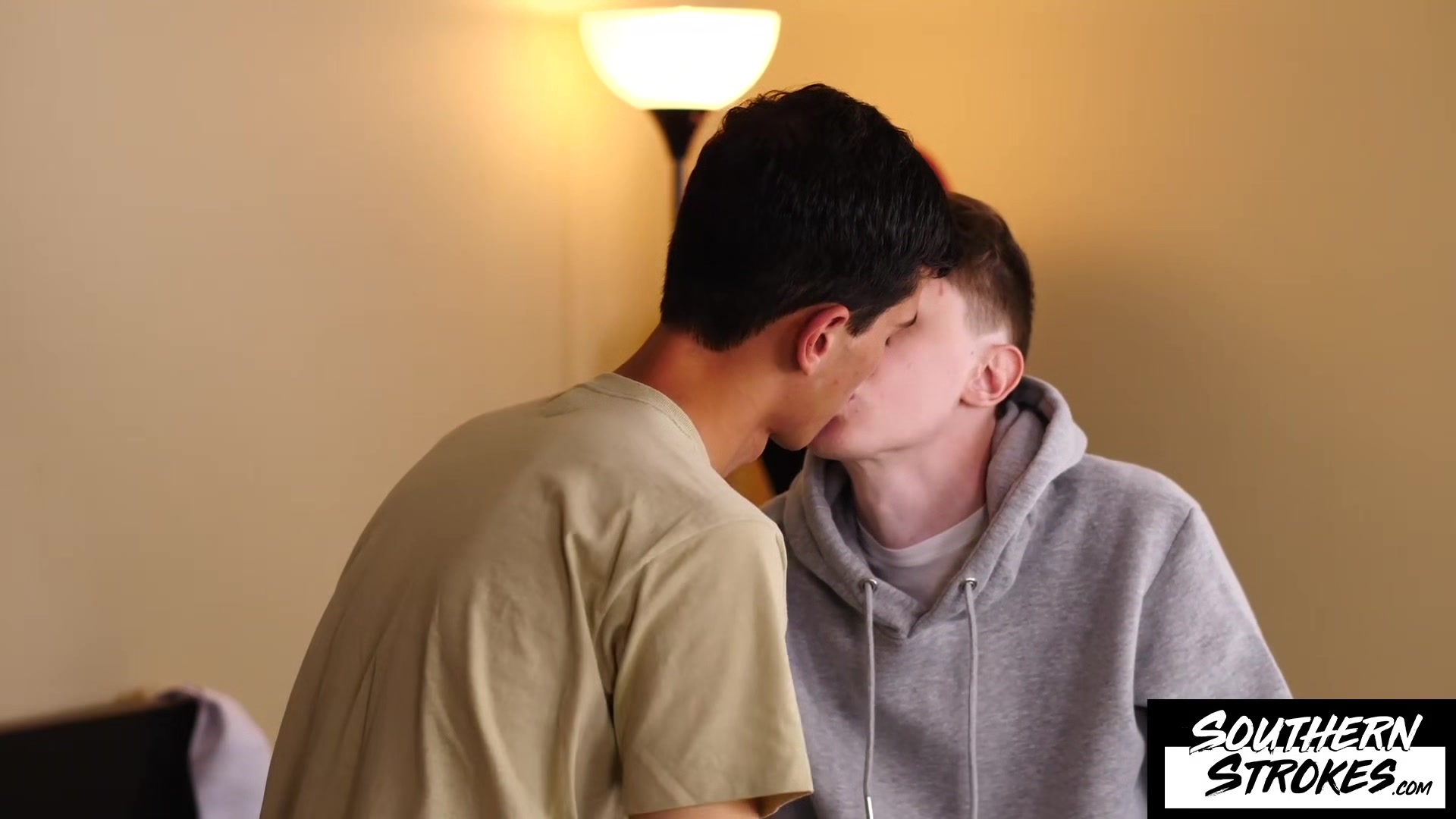 SOUTHERNSTROKES Jackson Wright And Justin Cross Blows Each Other Cock