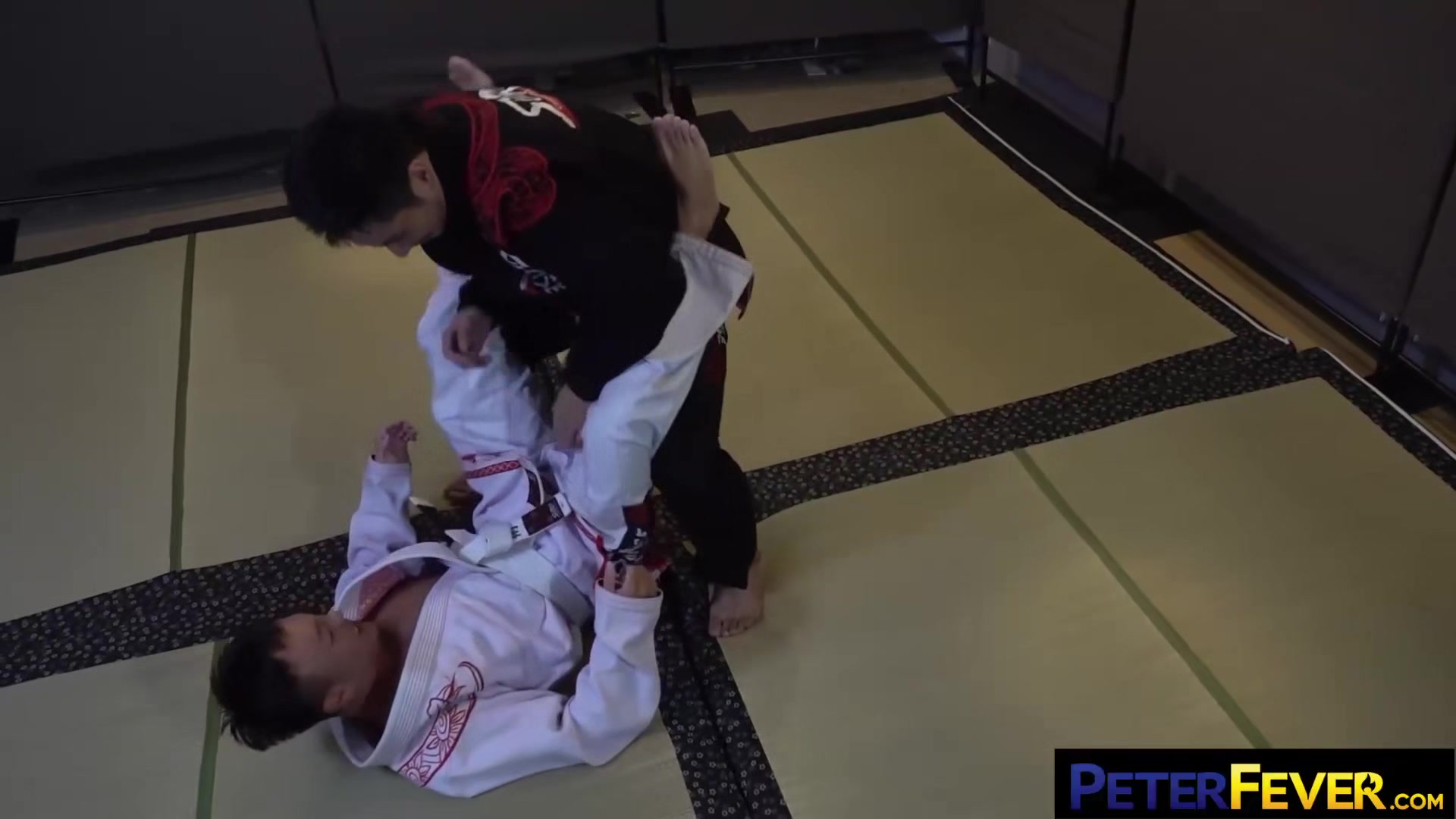 PETERFEVER Muscular GunRyu Fucks Fu Fuckable Hole