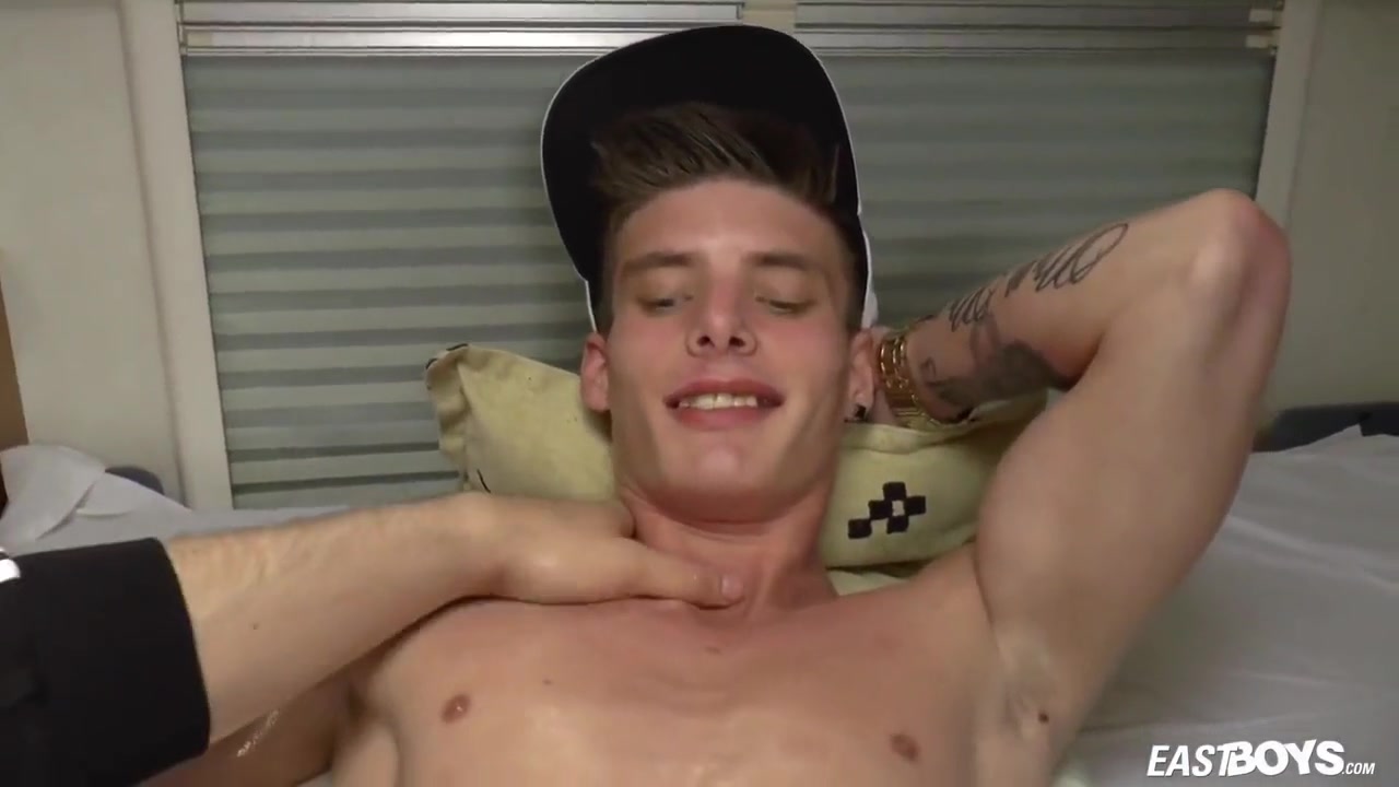 Alexander Dorch Handjob
