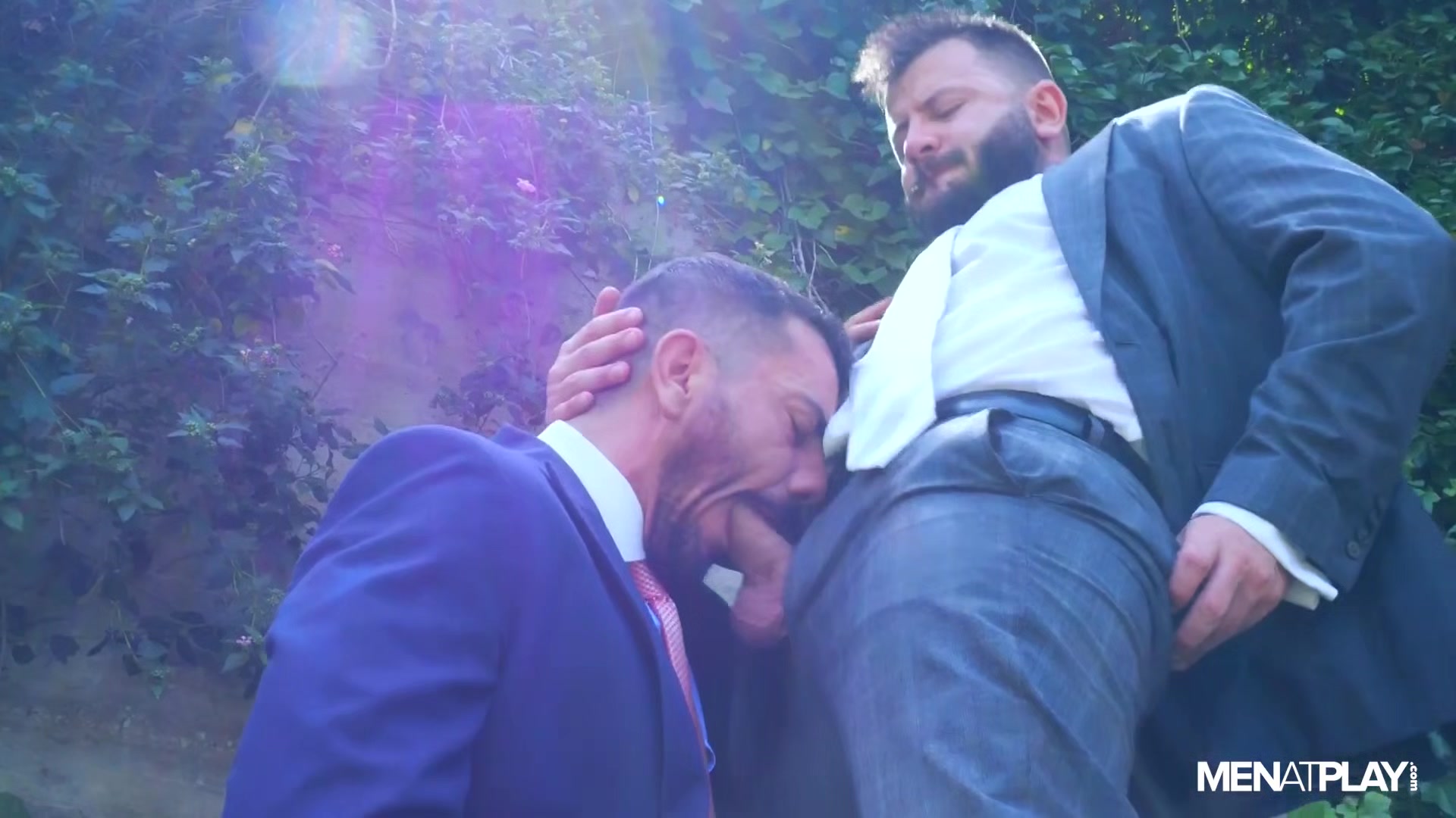 Wet Party Planner - MENatPLAY