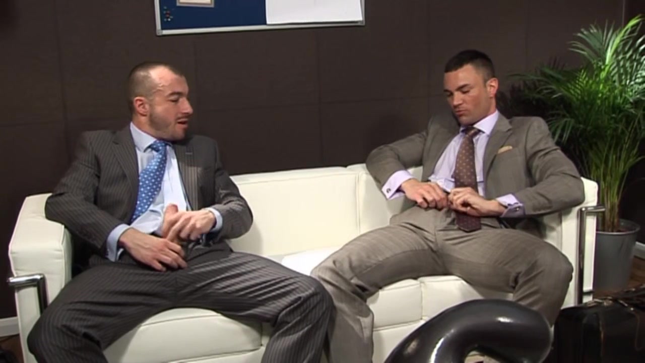 The Candidates - MENatPLAY