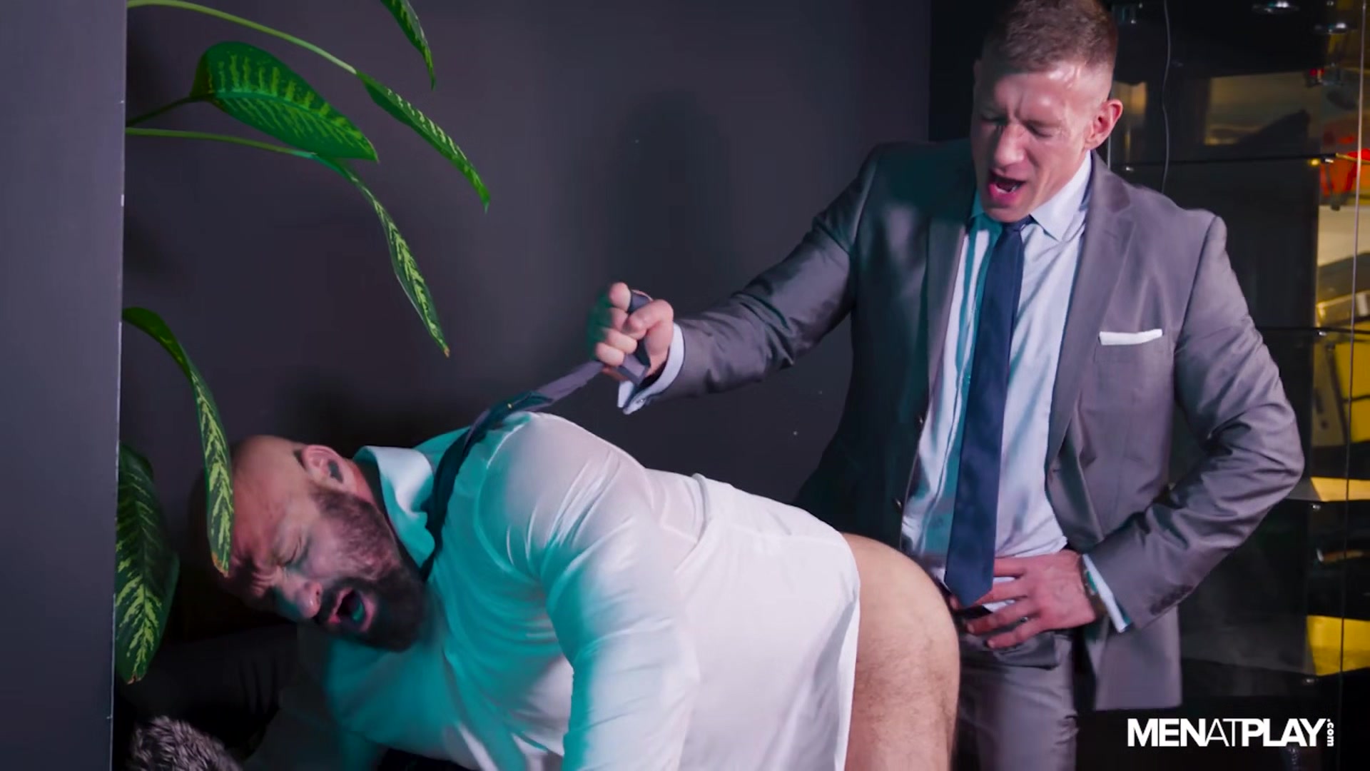 Clean Shave - MENatPLAY