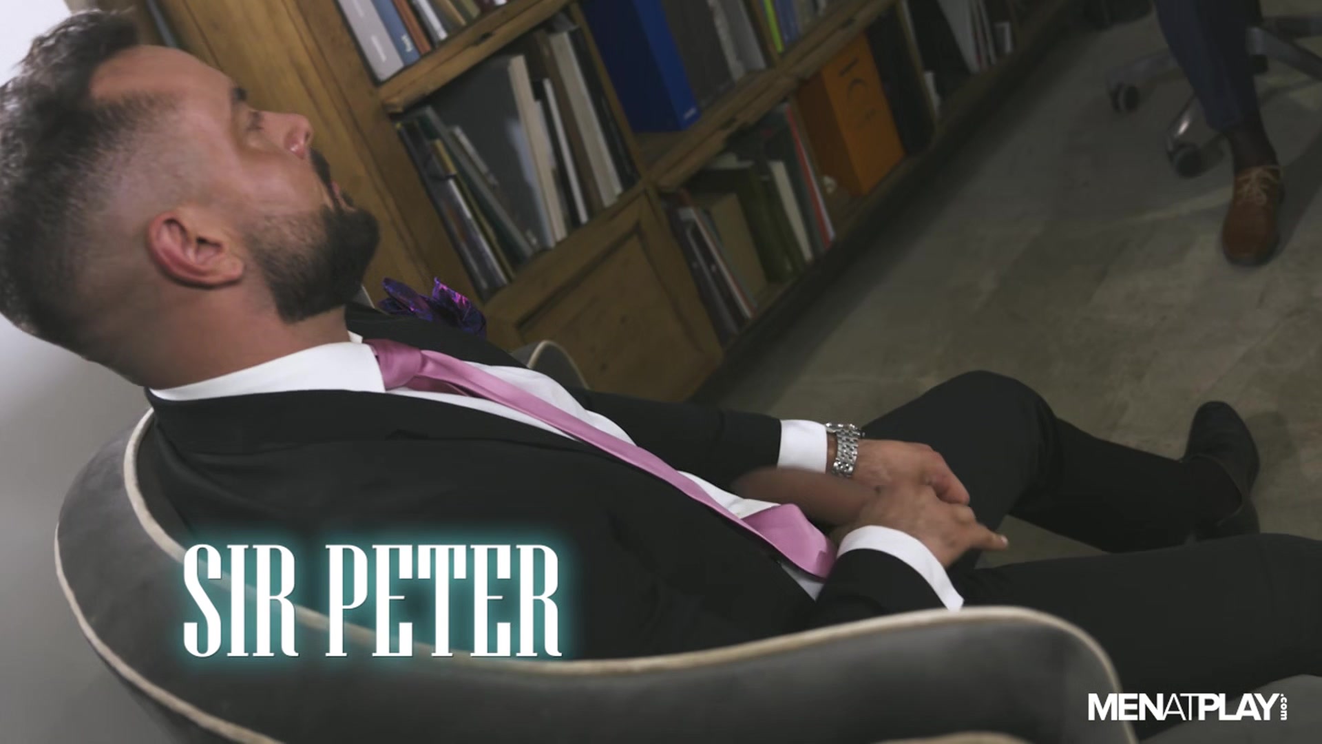 Strong Suit Ep 6: Who's The Boss? - MENatPLAY