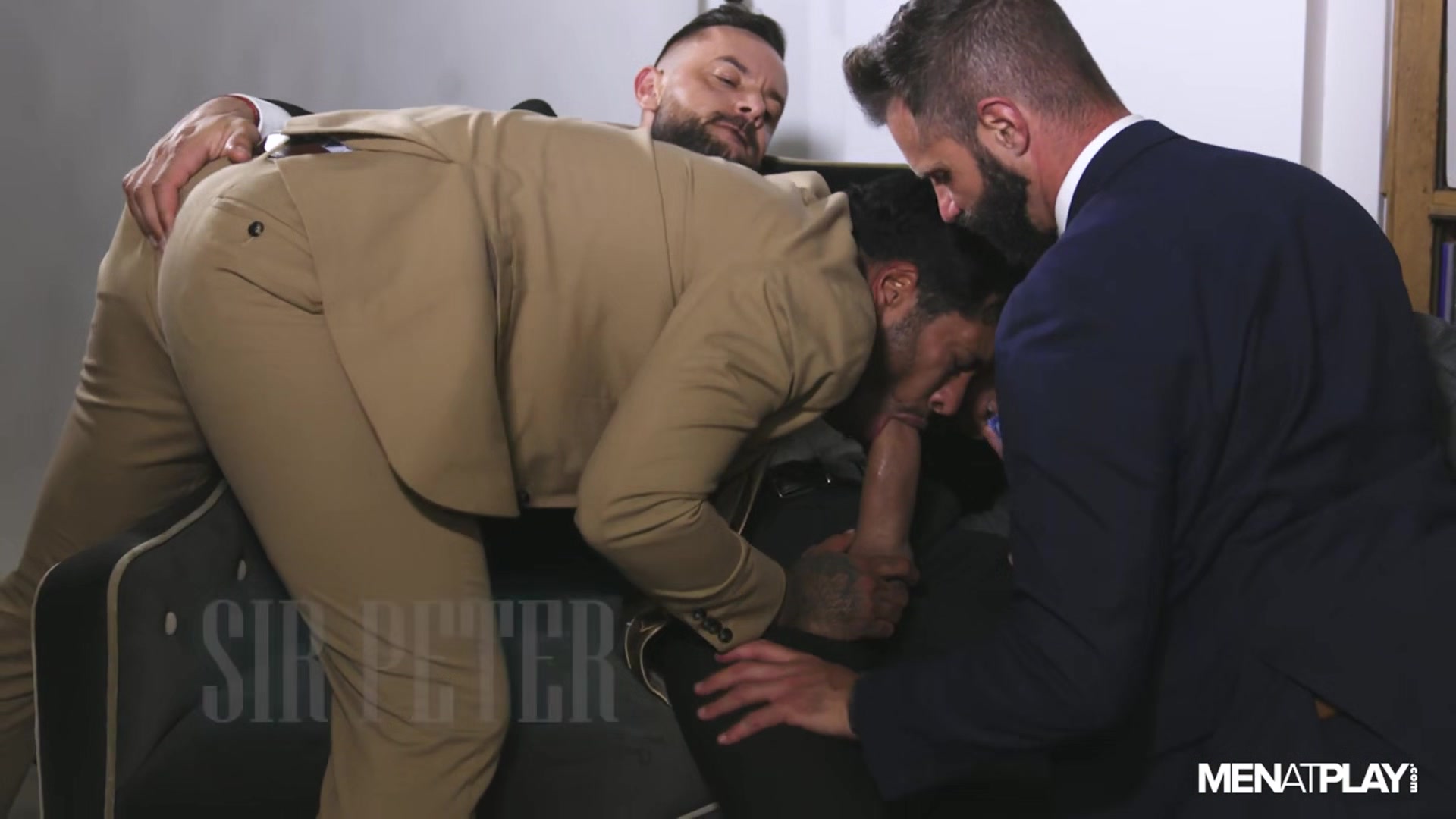 Strong Suit Ep 6: Who's The Boss? - MENatPLAY