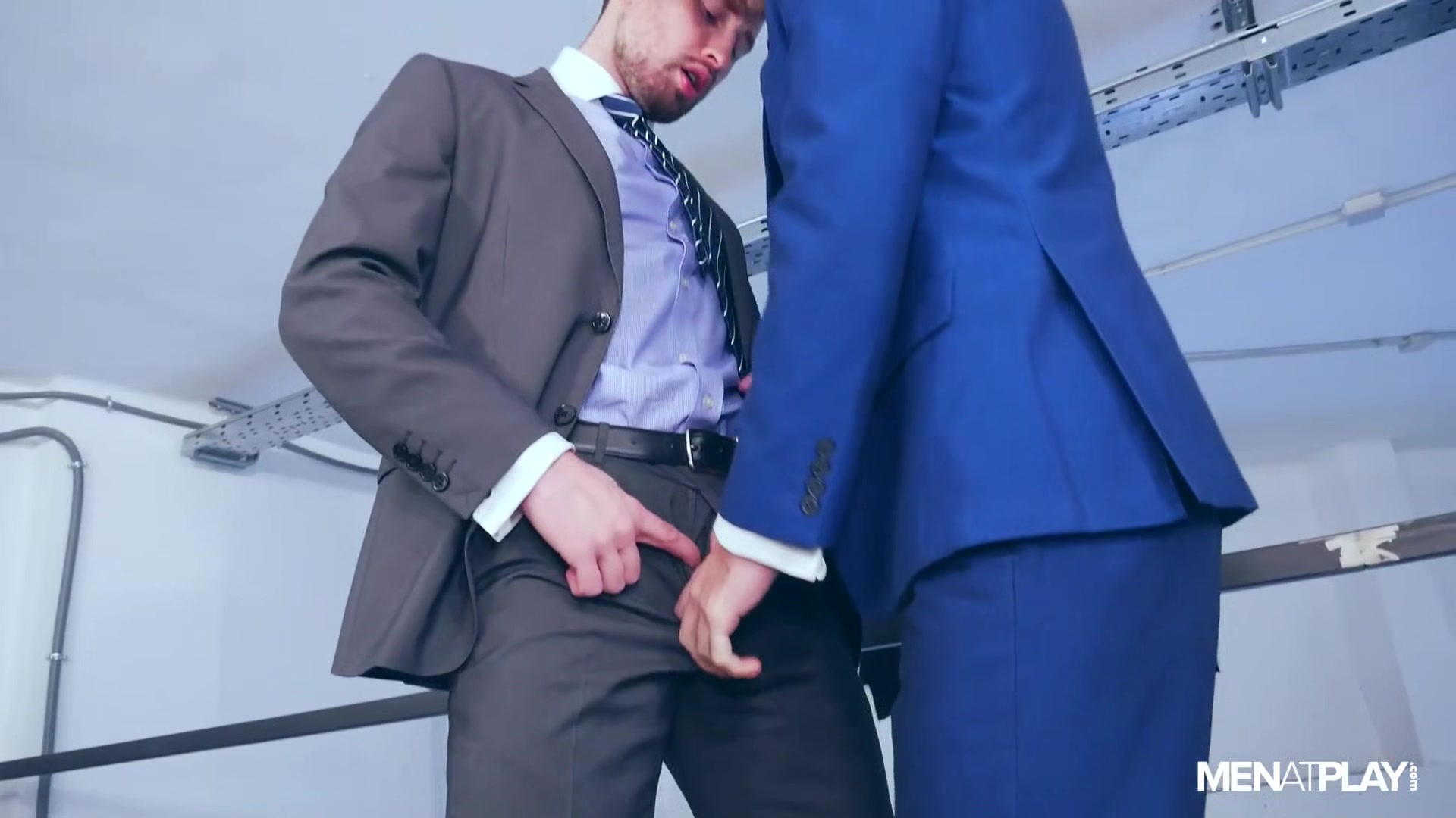 Pound or Fuck? - MENatPLAY