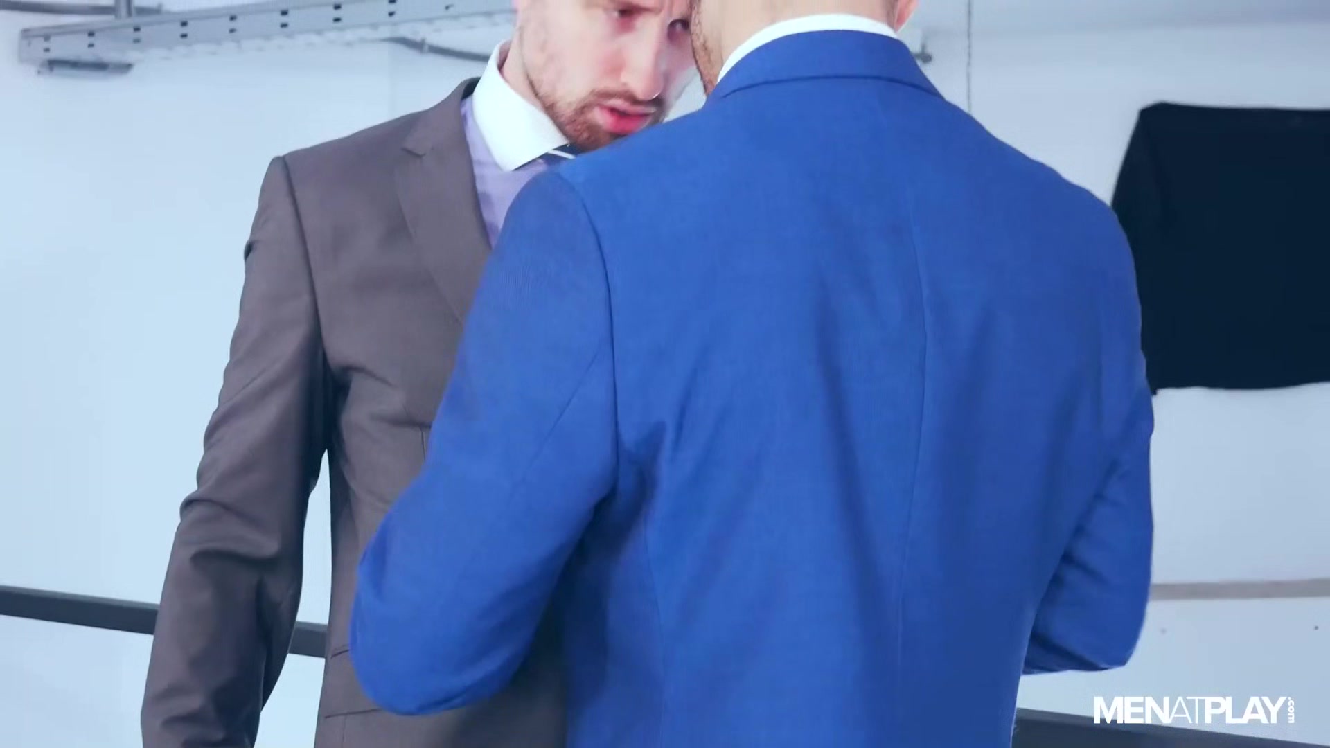 Pound or Fuck? - MENatPLAY