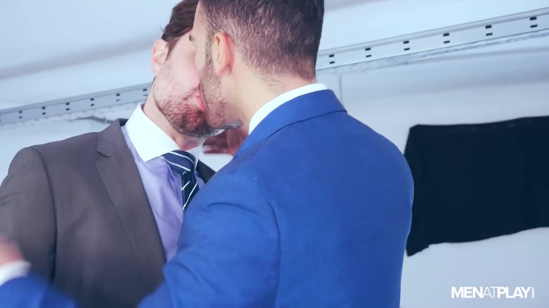 Pound or Fuck? - MENatPLAY