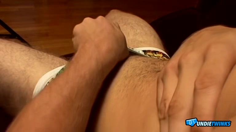 UndieTwinks: Kelly Cooper Jacks Off And Creams His Cock In Hot Undies