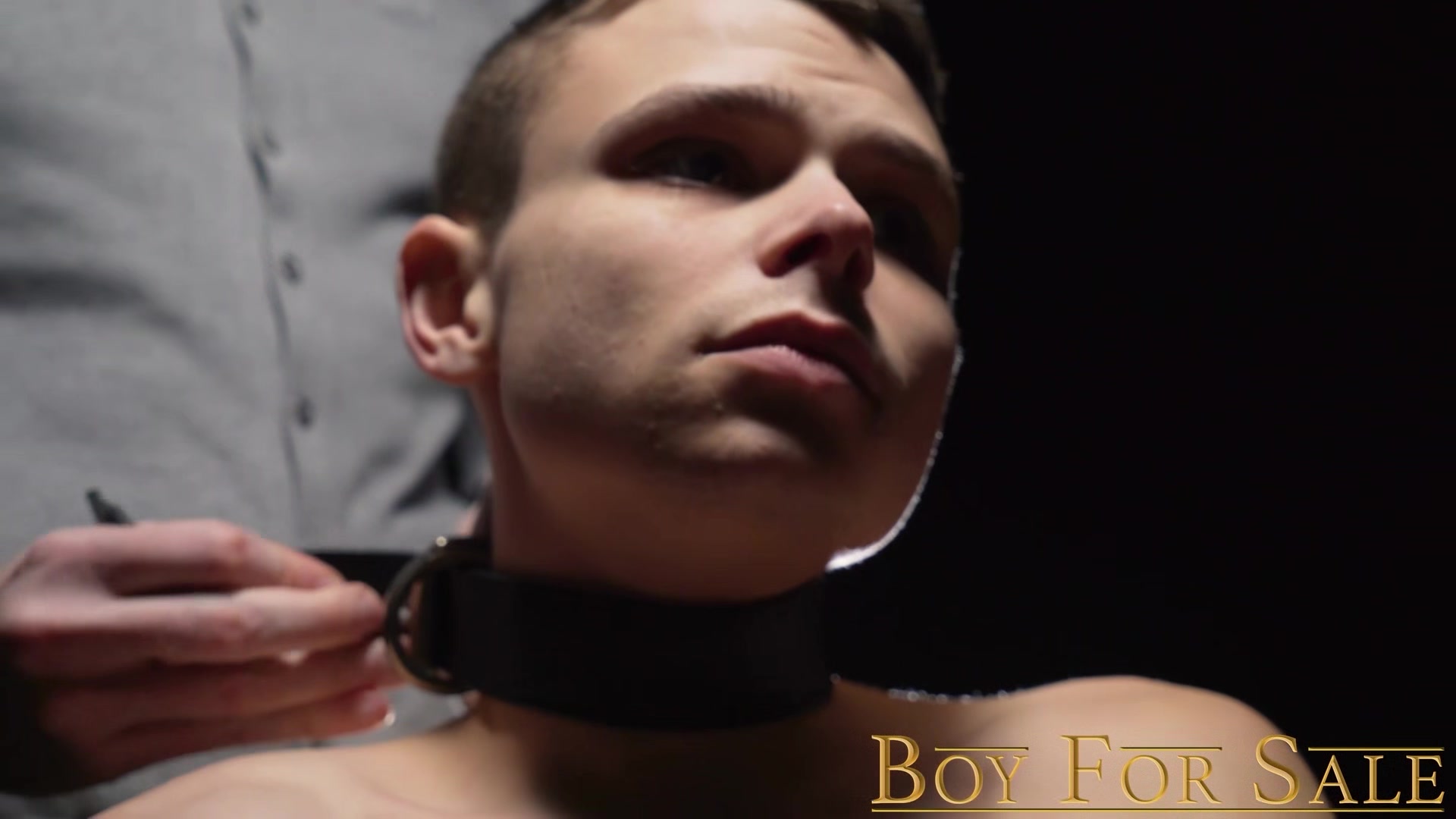 BoyForSale - Muscle daddy Lance Charger teaches bottom sub how to top