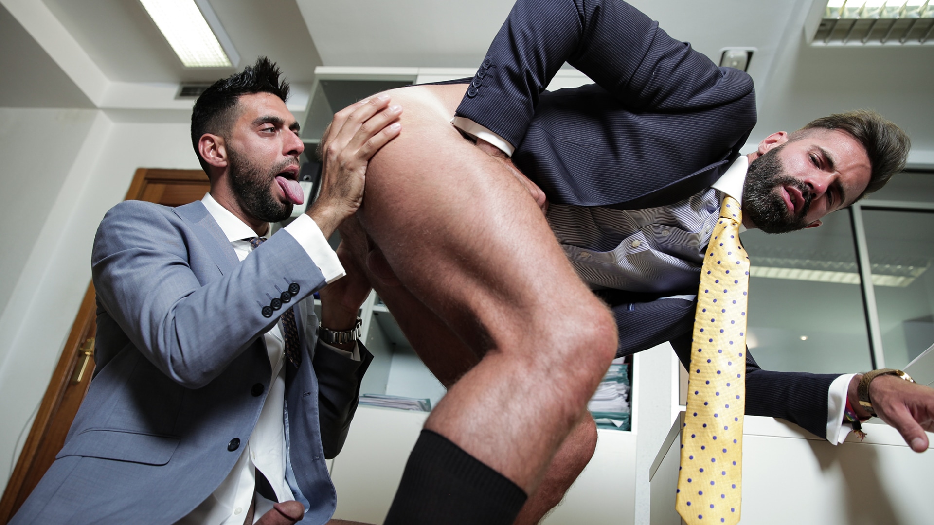 Yes Sir! - MENatPLAY