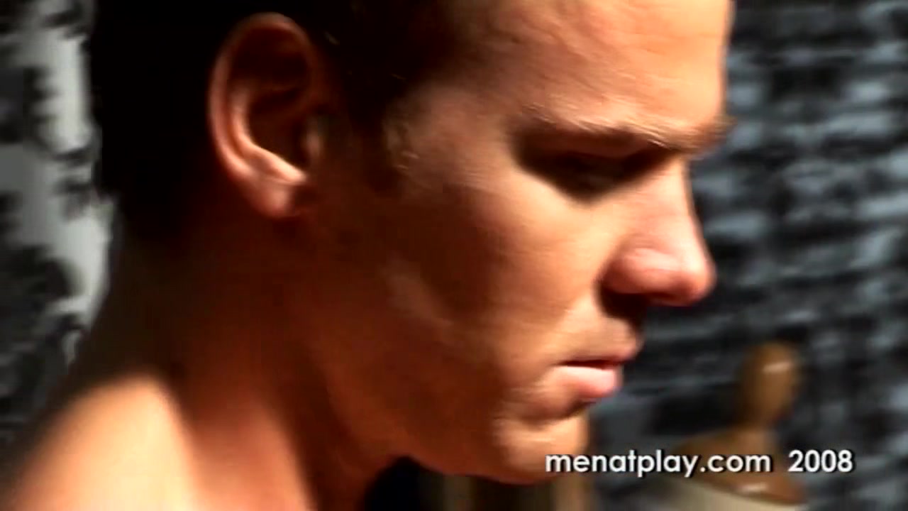 The Dressing Room - MENatPLAY