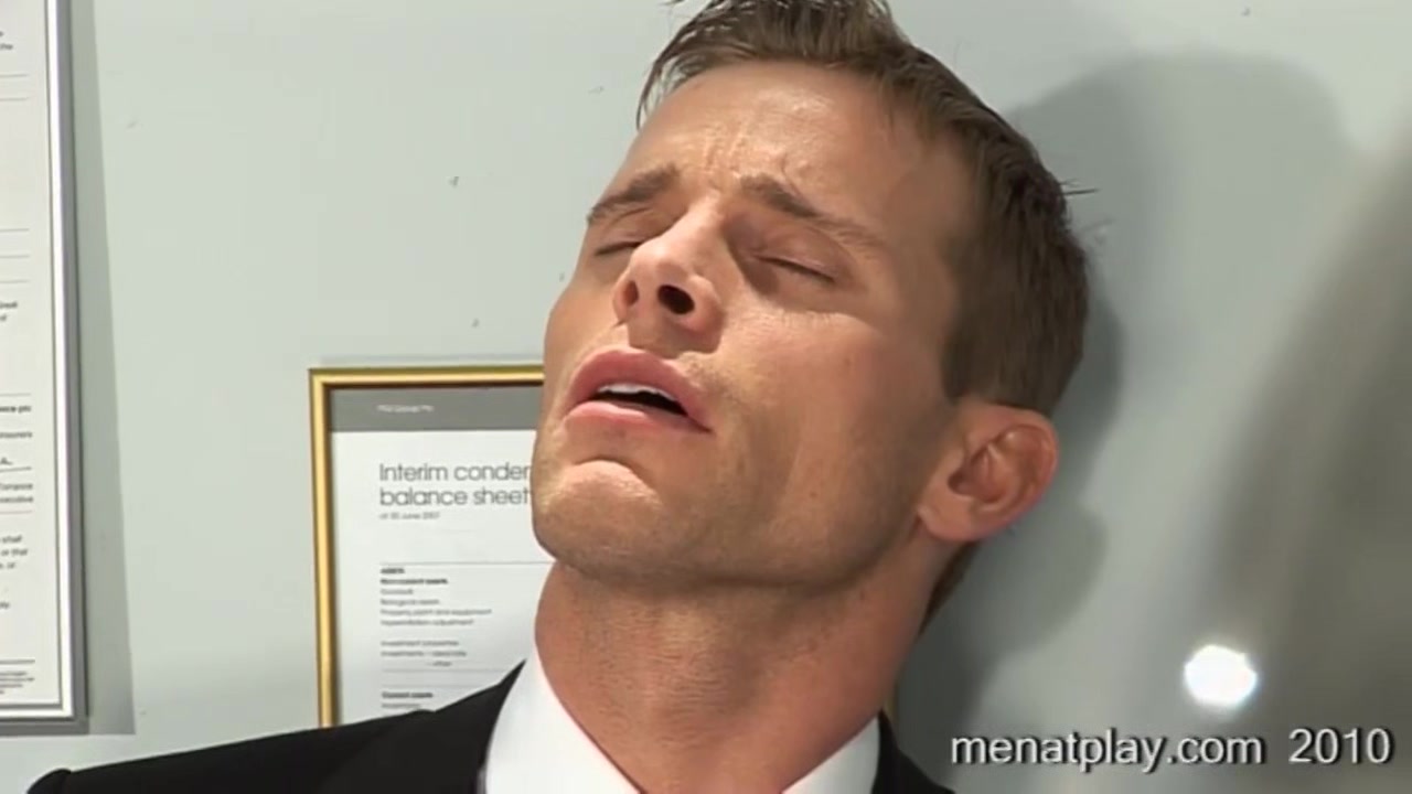 Dr. Stevens Examines Maxwell - MENatPLAY