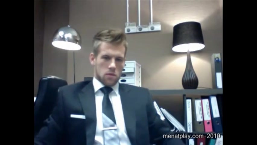 David Jones' Raw Webcam - MENatPLAY