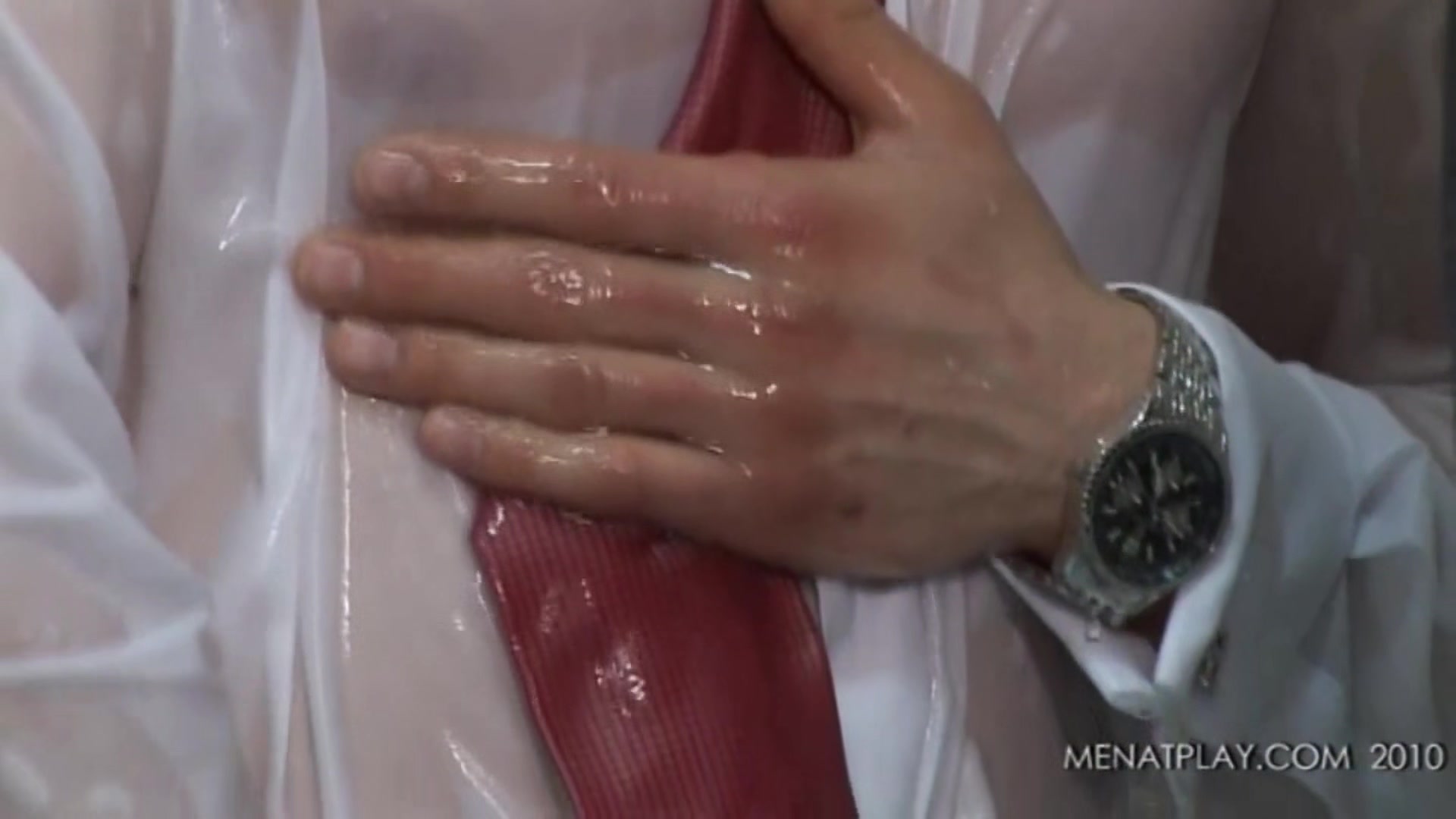 Patrik's Shower - MENatPLAY