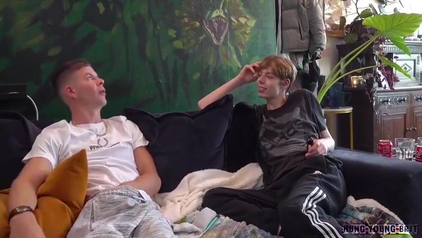 Gettin 2 Know Super Fit 19yr, Pop Star Looks, Proper Chav Takes Sperm Up The Booty Unedited