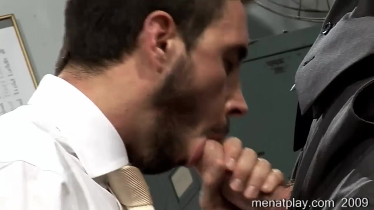 Dr. Stevens Examines Ludovic - MENatPLAY