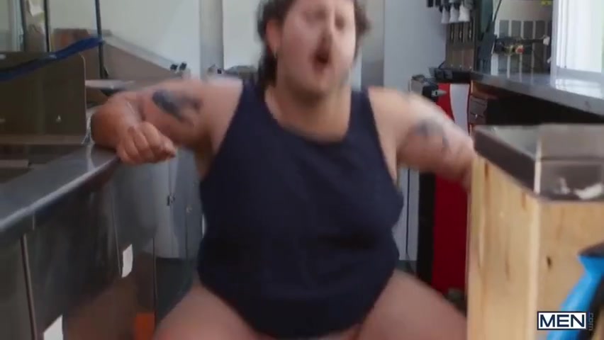 Leo Louis Thick Angel - Hungry For His Junk Food