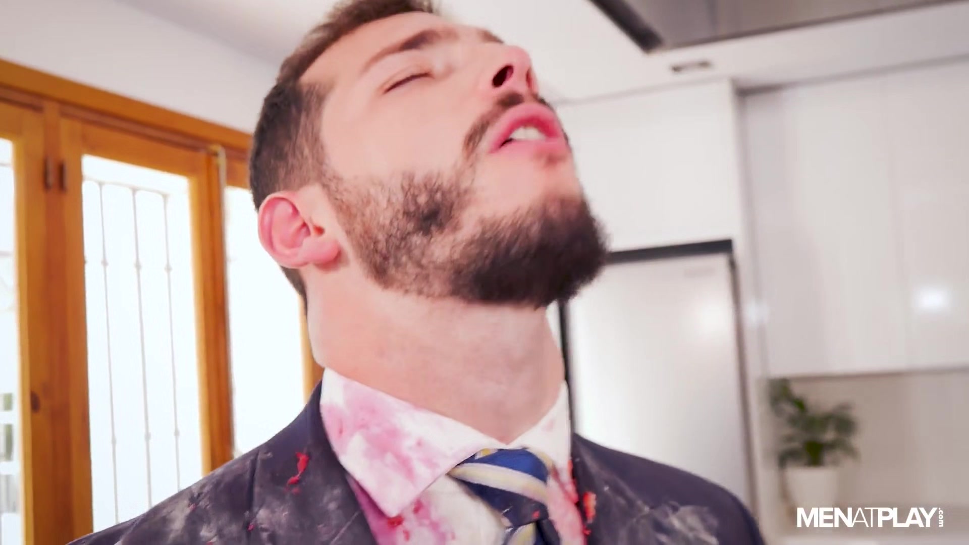 Food Fight 3 - MENatPLAY