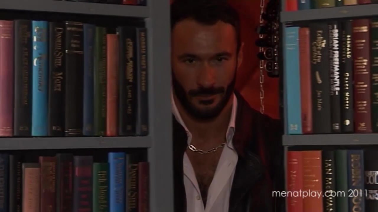Red - MENatPLAY