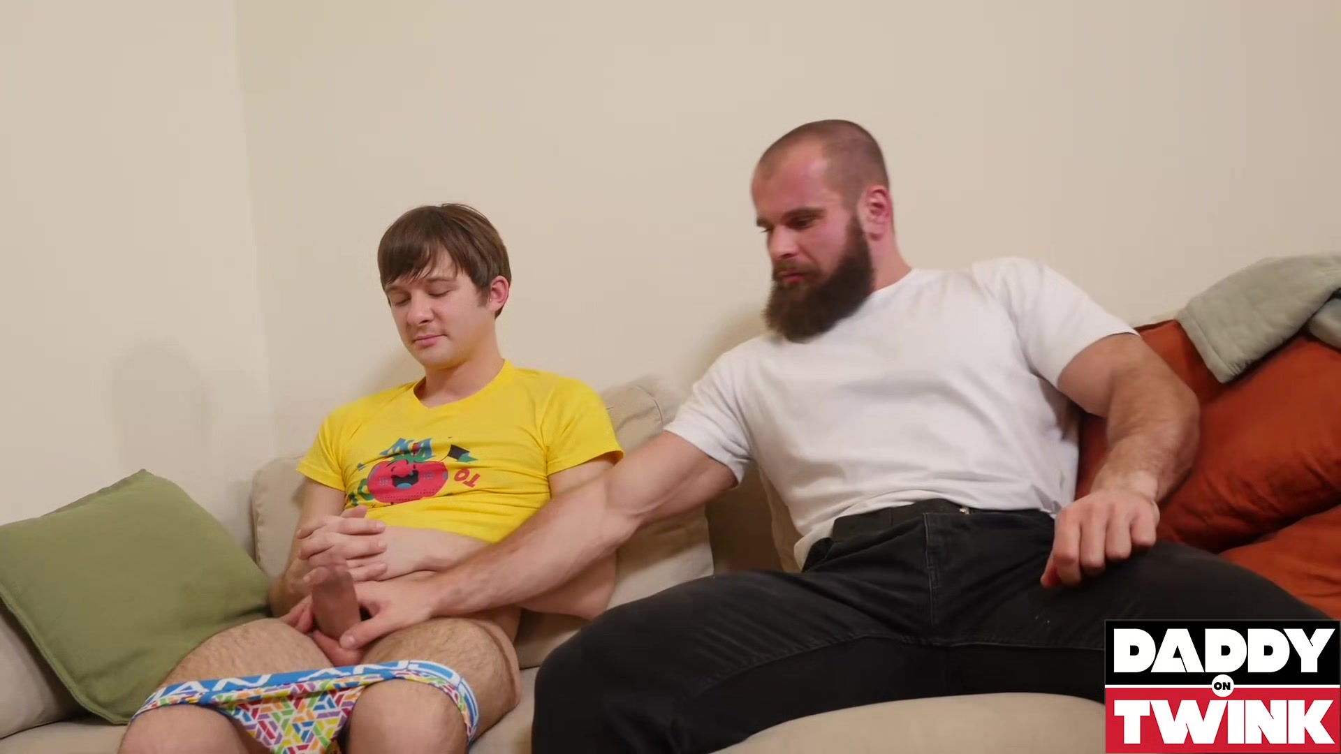 DADDYONTWINK Horny Twink Liam Rose Craves For John Barber Huge Dick