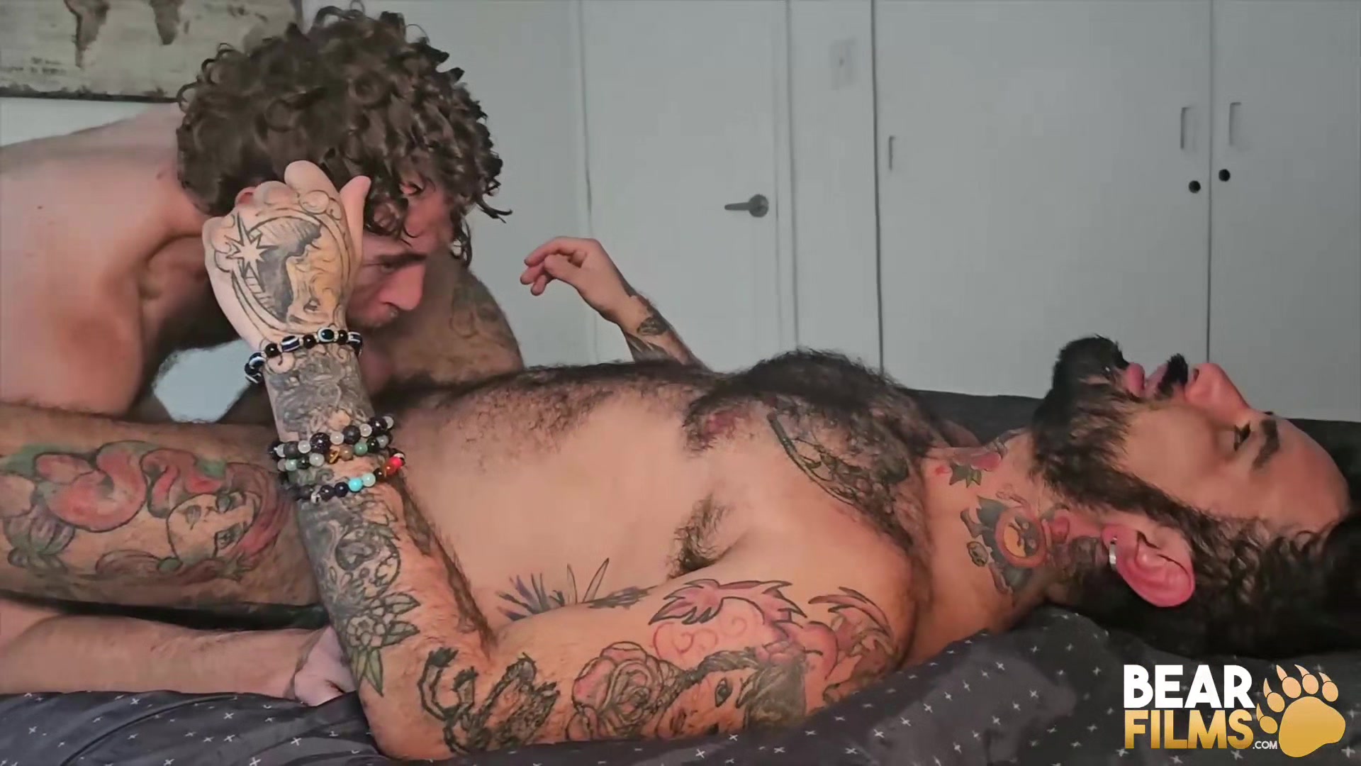 BEARFILMS Horny Bo Bailey Barebacks Halim Wolf Hairy Ass