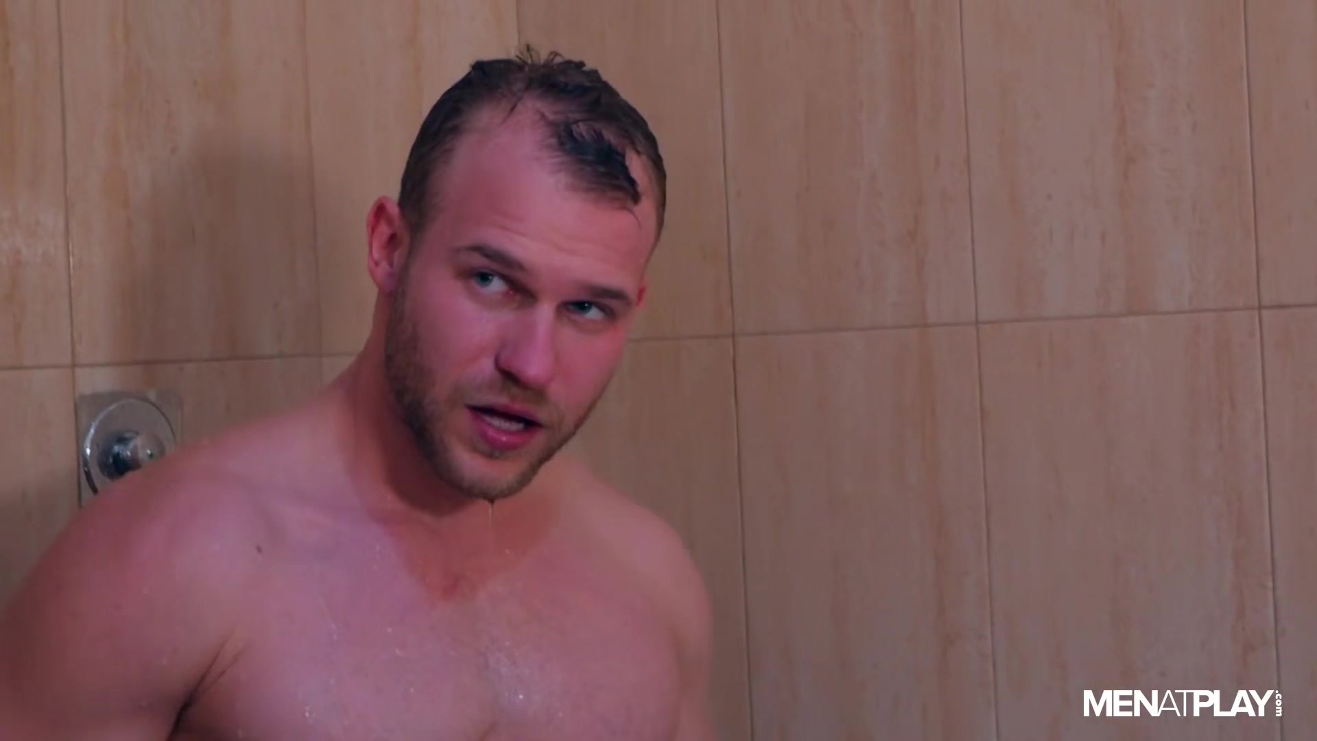 Make Me Wet - MENatPLAY