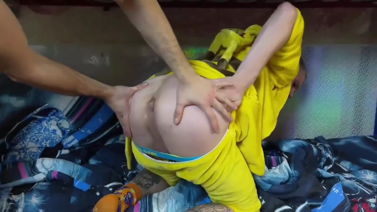 Straight Porn Model Try In A Gay Porn