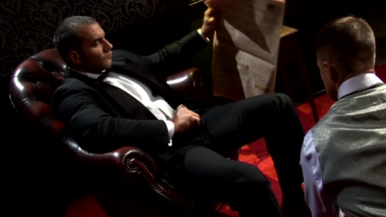 Shoe Shine - MENatPLAY