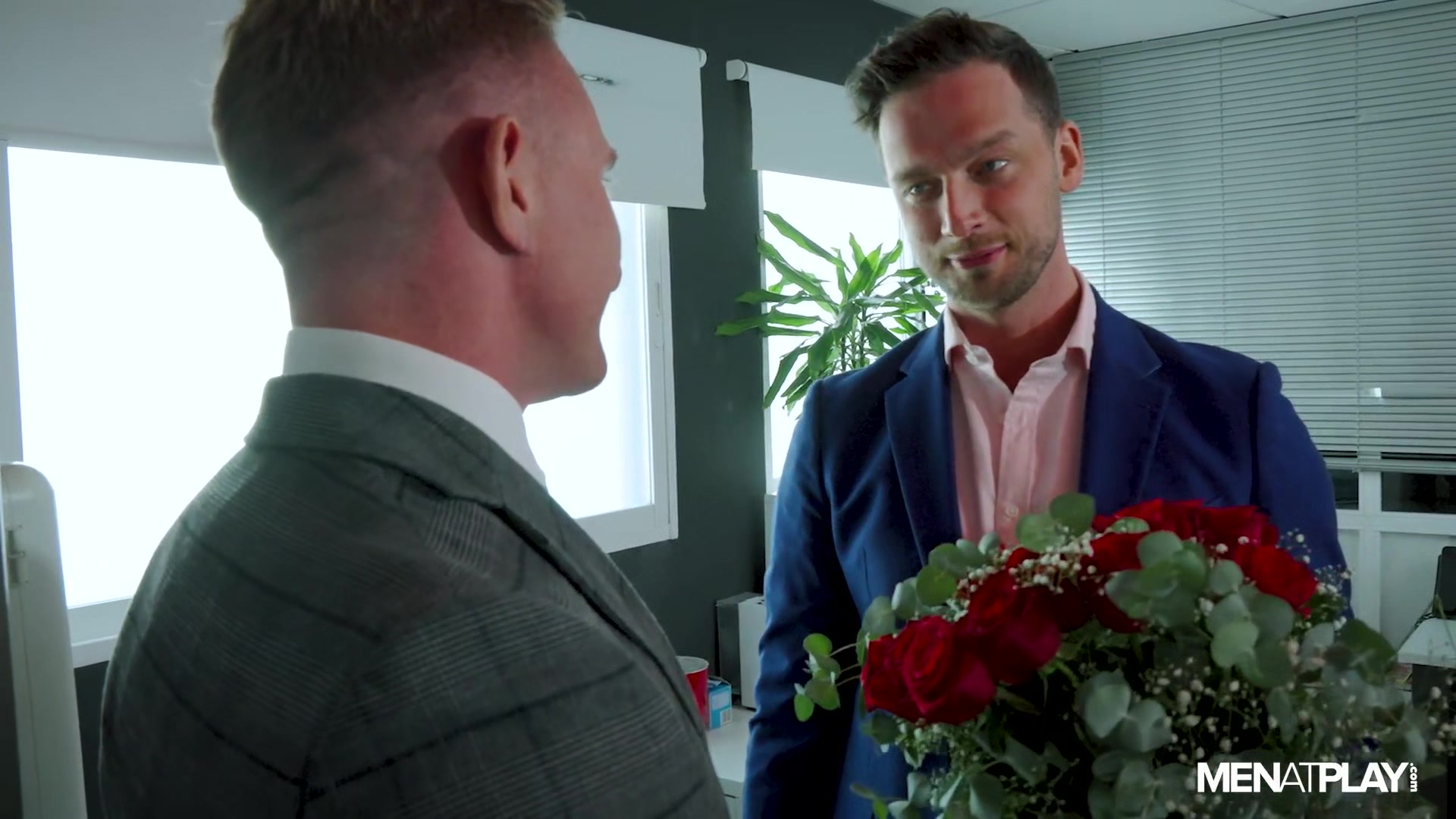 Office Valentine's - MENatPLAY