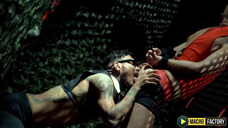 MachoFactory: Viktor Rom Takes Control of Sub Javi Hard with Forceful Thrusts