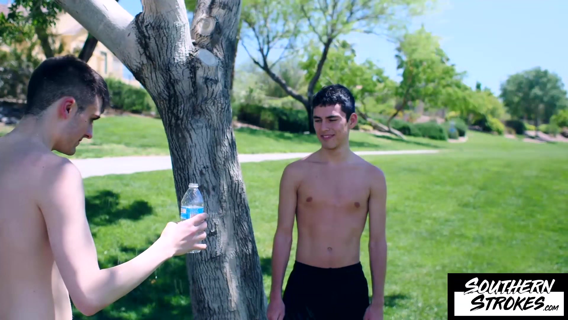 SOUTHERNSTROKES Horny Top Xavier Ryan Barebacks Timber Harvest Sweet Hole