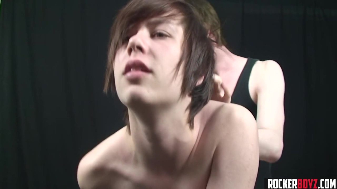 Cute 18 Year Old Jack Styles Takes A Hard Cock