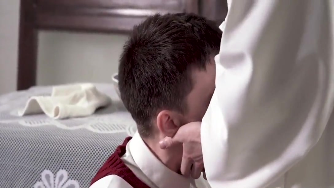 Horny Boy Fucks Stepfather Fiore