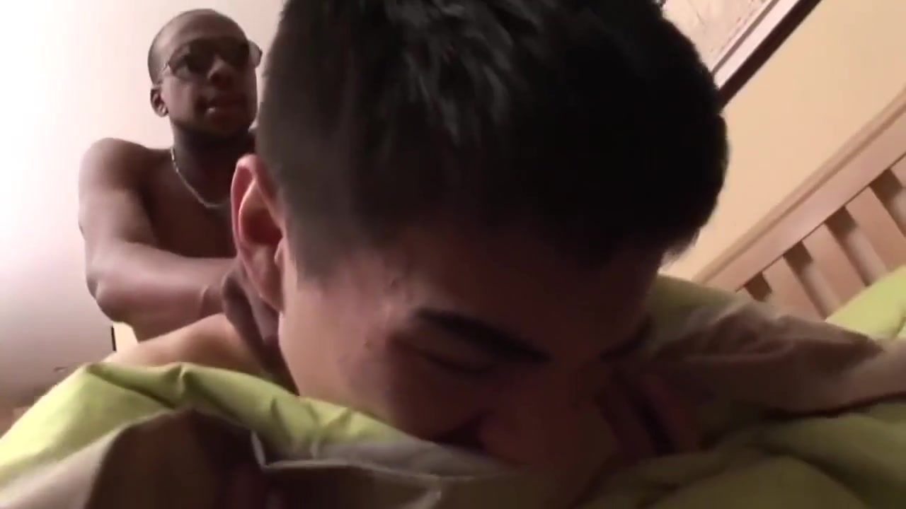 Twink Cant Believe The Size Of His Cock