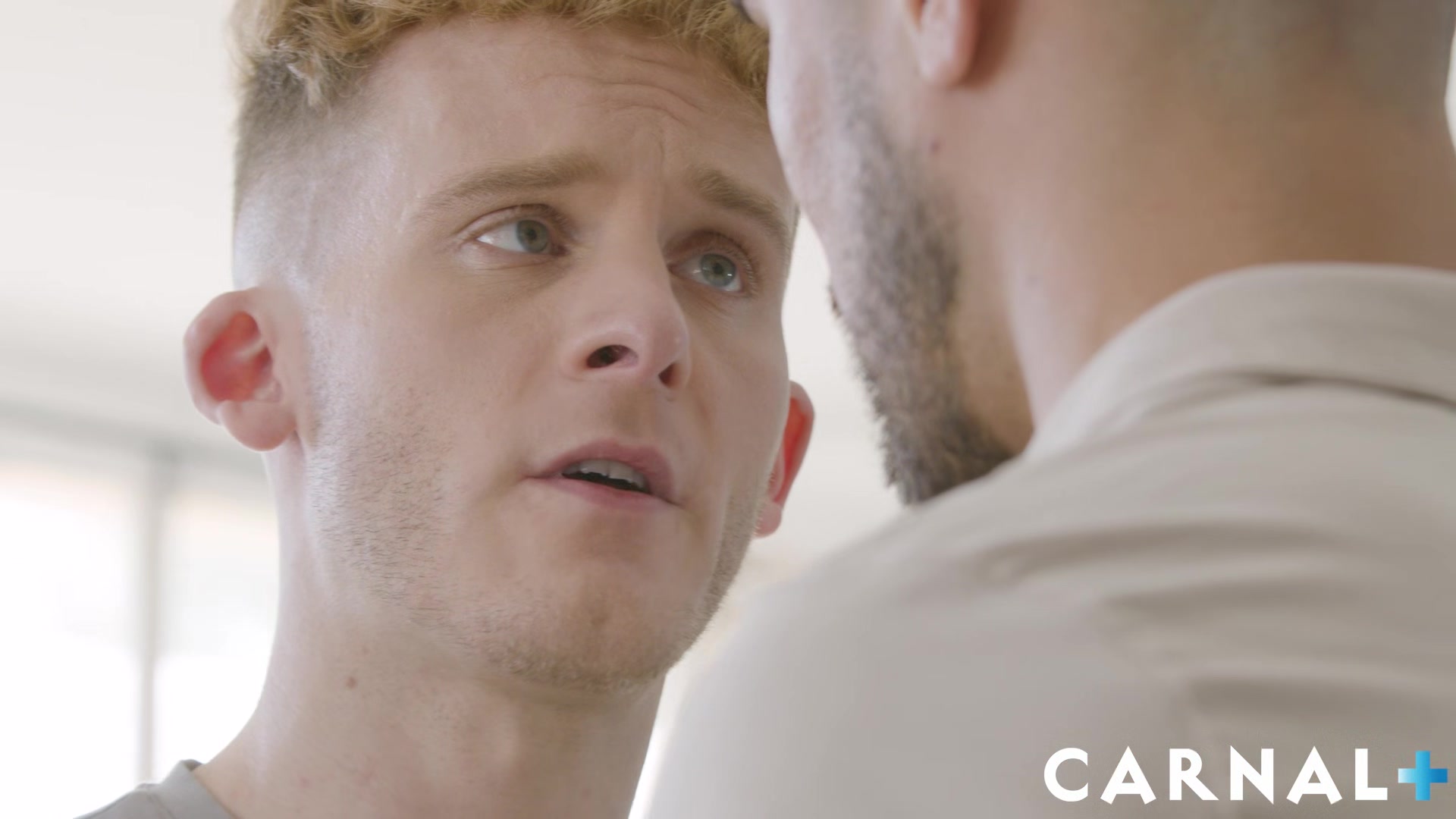 Staghomme - American actor Dylan Tides fucks mafia courier Gus Torres