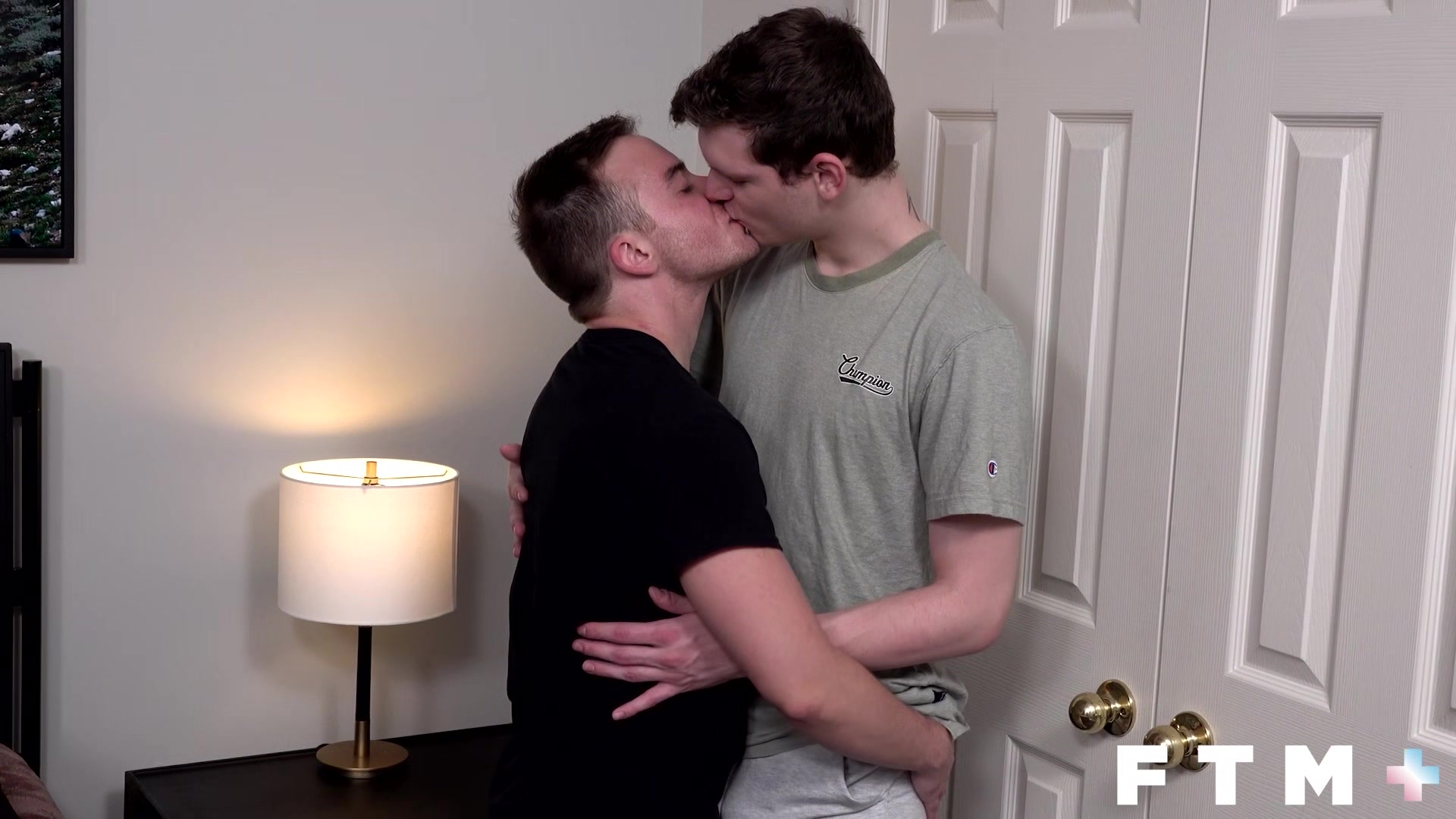 JockPussy - Hung twink plows FTM Luke Hudson's wet tight bonus hole