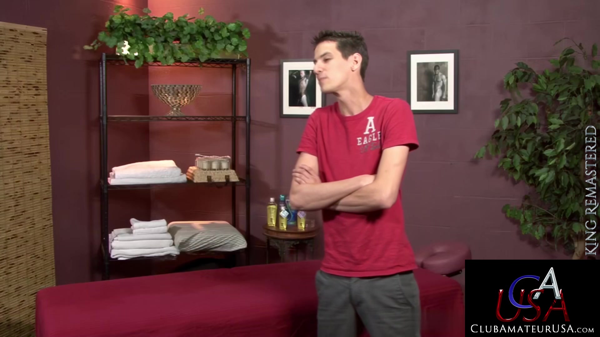 Naked Mike King Gives An Unforgettable First Erotic Massage