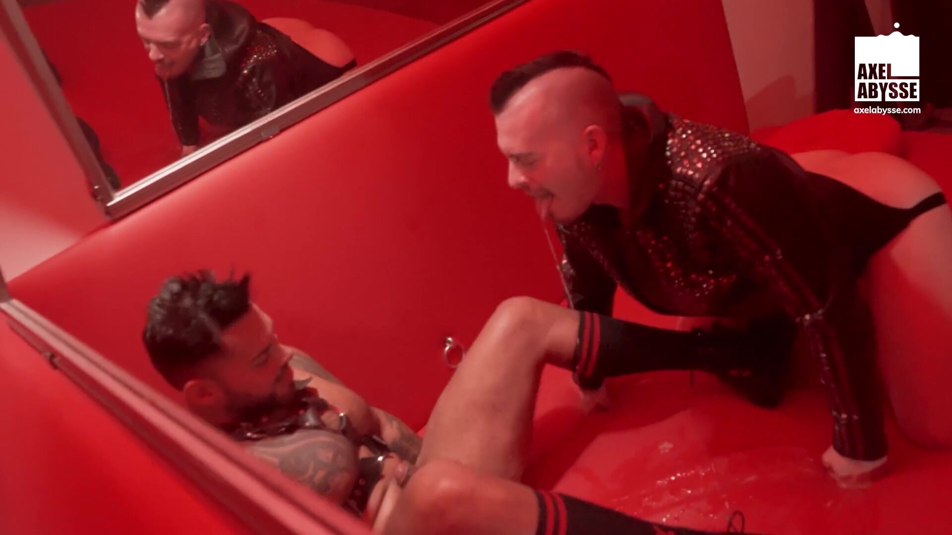 Muscular Top Viktor Destroys Axel Abysse's Hole