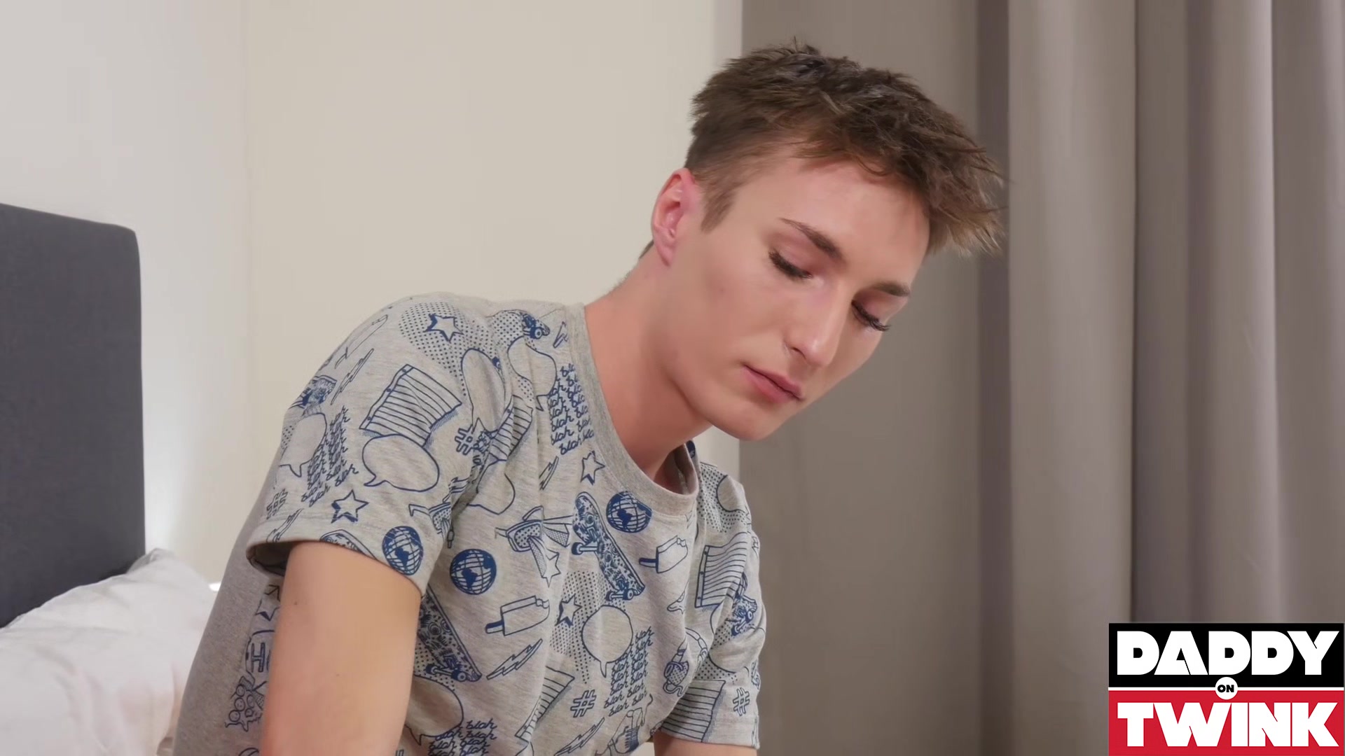 DADDYONTWINK Tattooed Pablo Alt Blows Eric Lenn Dick Before Bareback