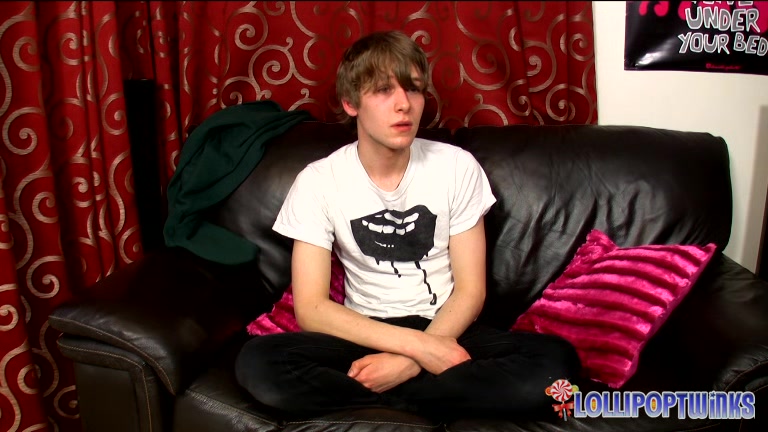 LollipopTwinks: Shy Josh Frey Learns To Tease And Shows Off His Naughty Side