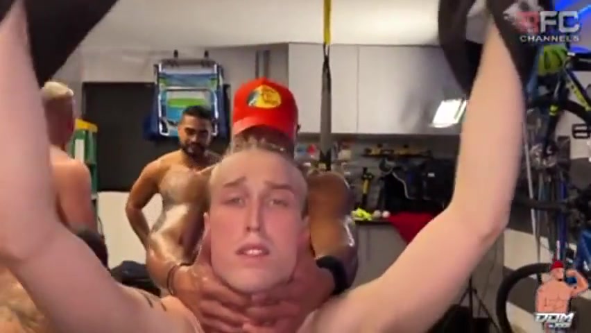 16 Men Gang Orgy
