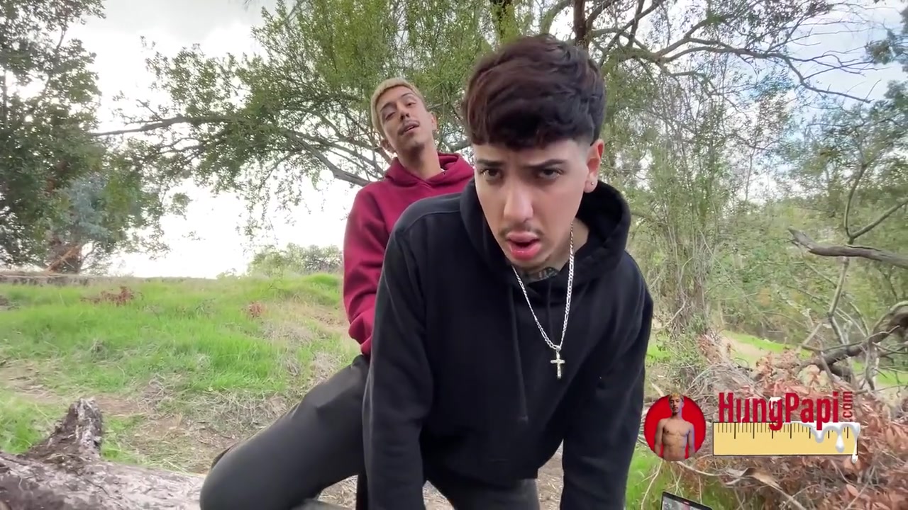 Outdoor Fucking Uncut Twink Fucks Stepdaddy Bareback Caught