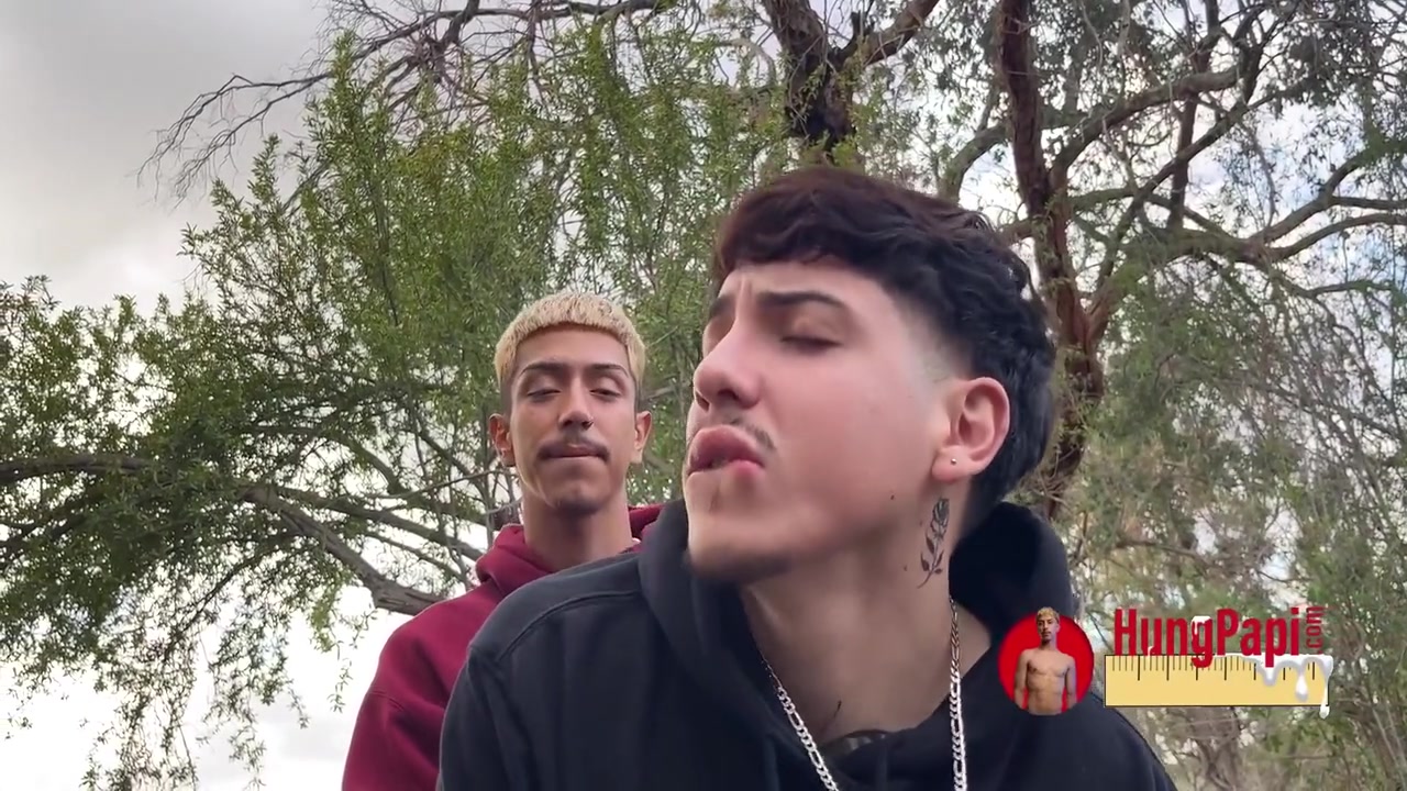 Outdoor Fucking Uncut Twink Fucks Stepdaddy Bareback Caught