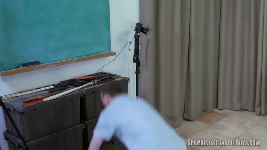 Smacking - Spanking Gay Video