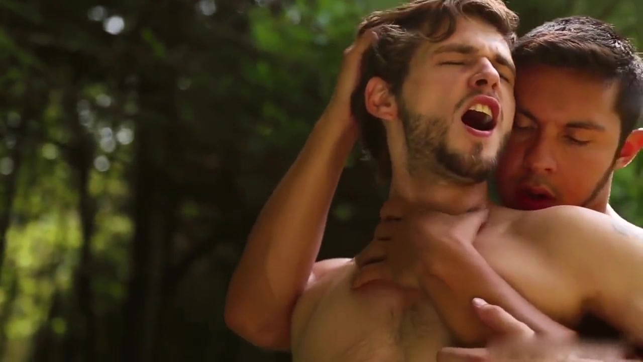 Seth Santoro Fucks Duncan Black Outdoors