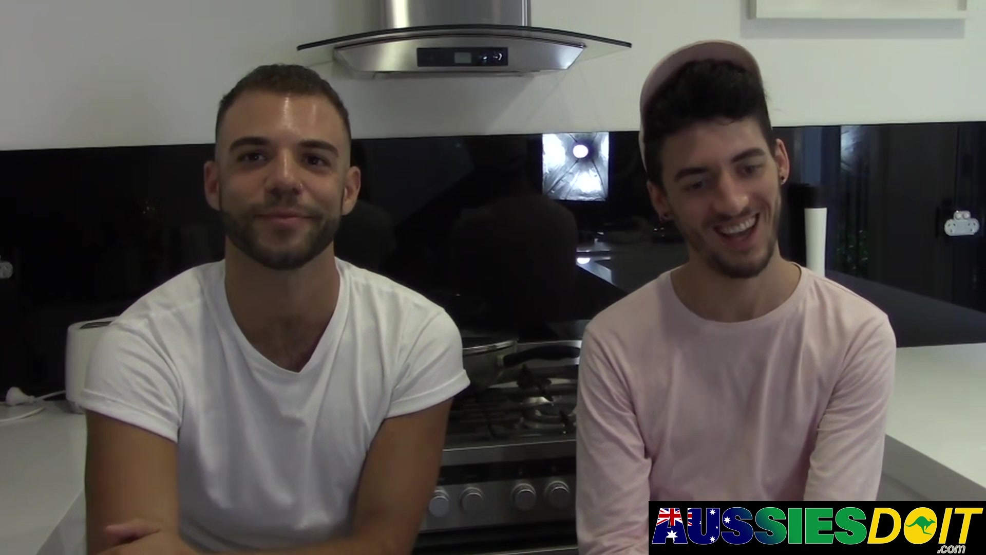 Horny Australians Xavier And Lewis Please Each Others Cocks