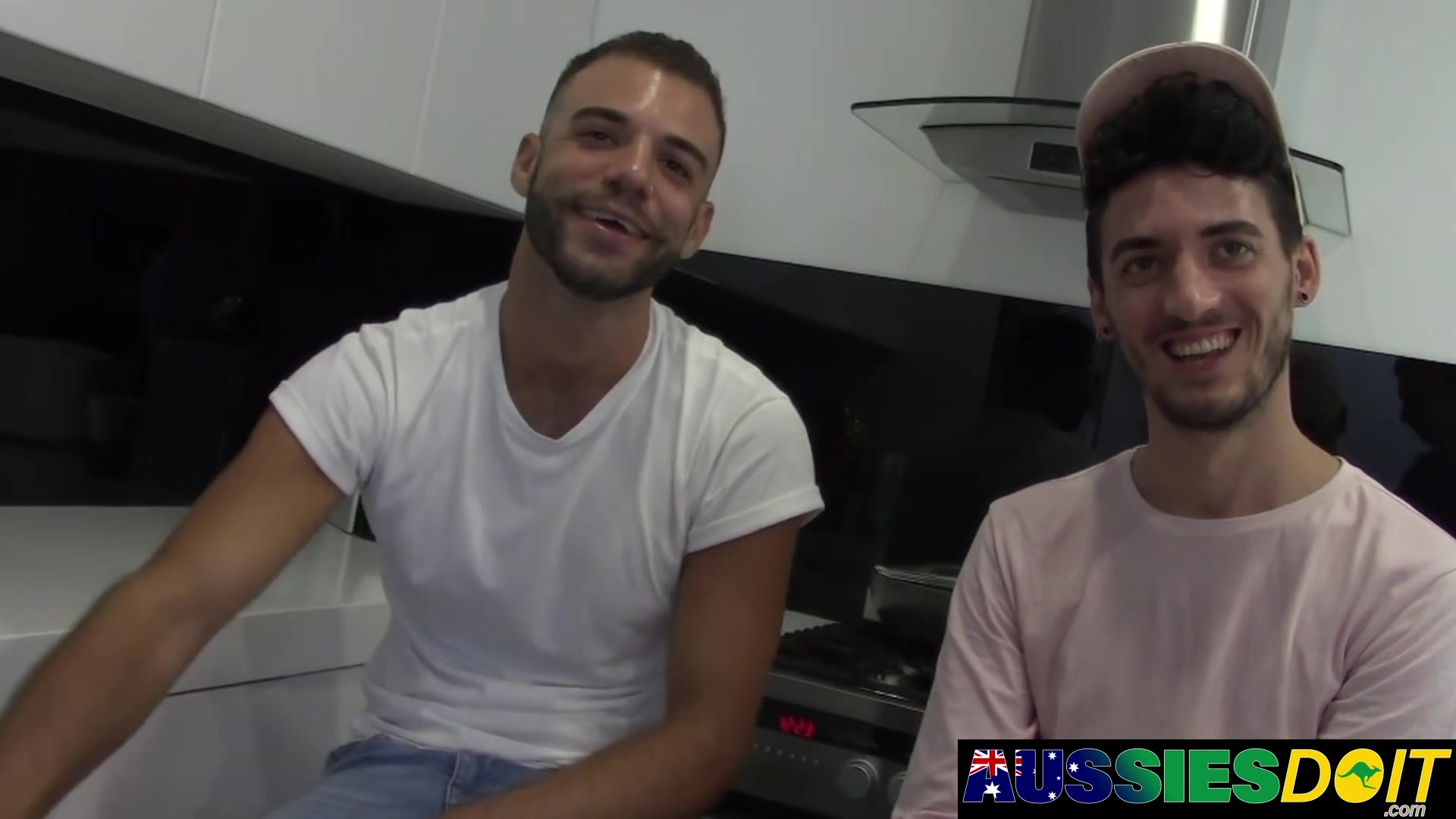 Horny Australians Xavier And Lewis Please Each Others Cocks