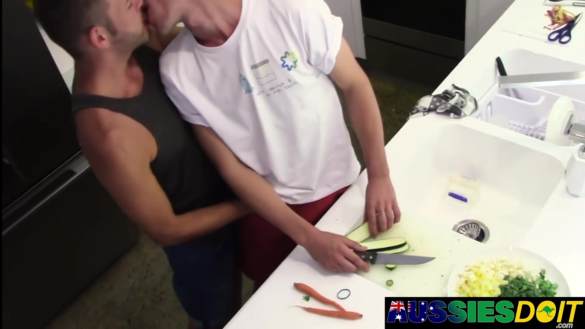 Australian Amateurs Mason And Tai Enjoys Fucking Session