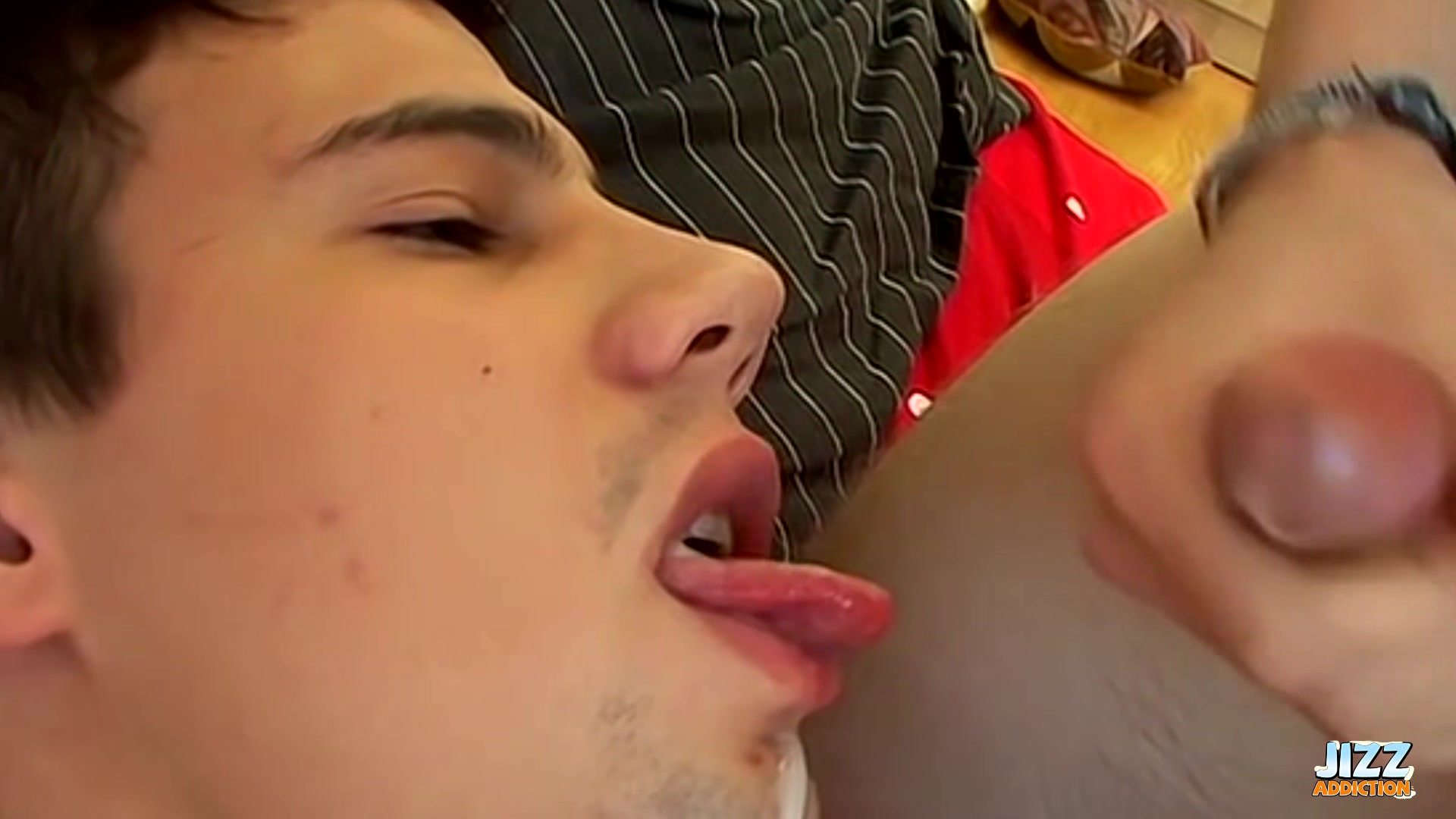 JizzAddiction: Colby Bonds And James Clay Osborne Trade Deep Intense Twink Pleasure