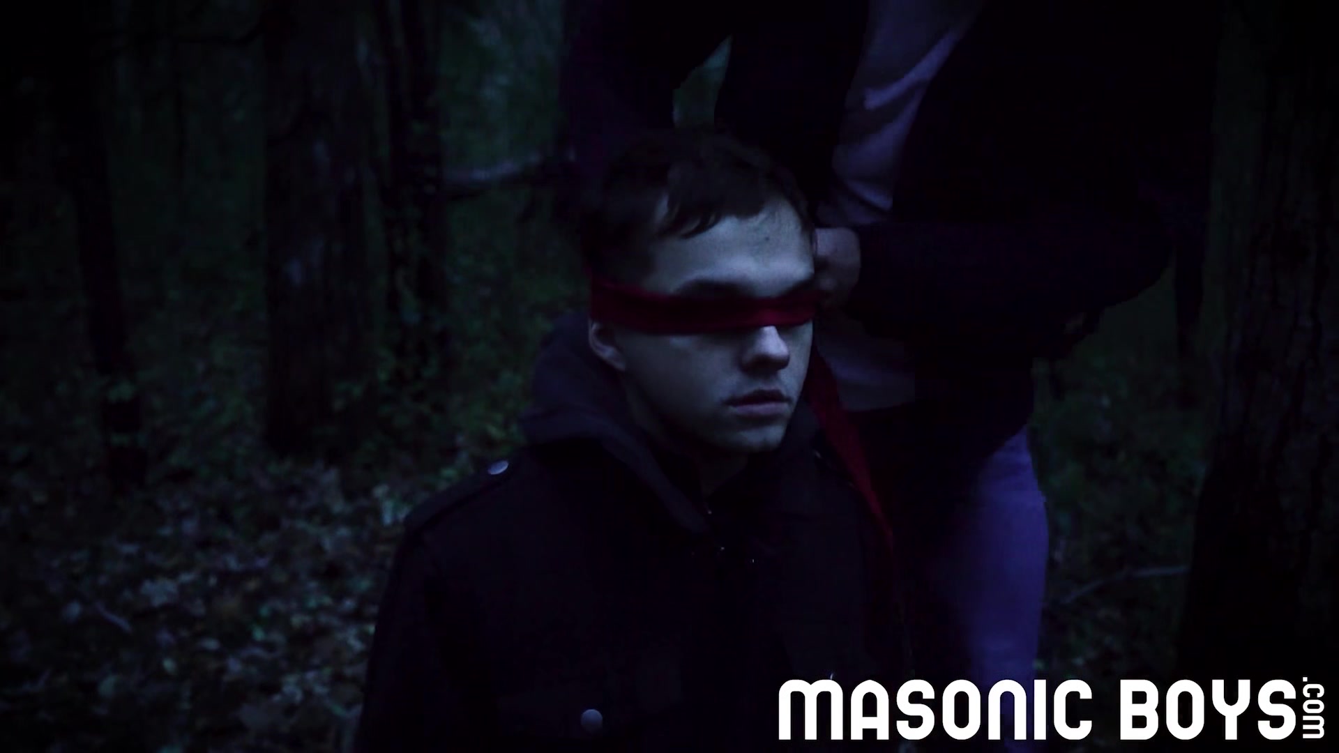 MasonicBoys - DILF Felix Kamp in suit breeds innocent smooth twink